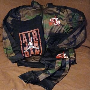 Jordan Warm Up Suit + Tee